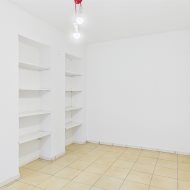 Lokal na sprzedaż