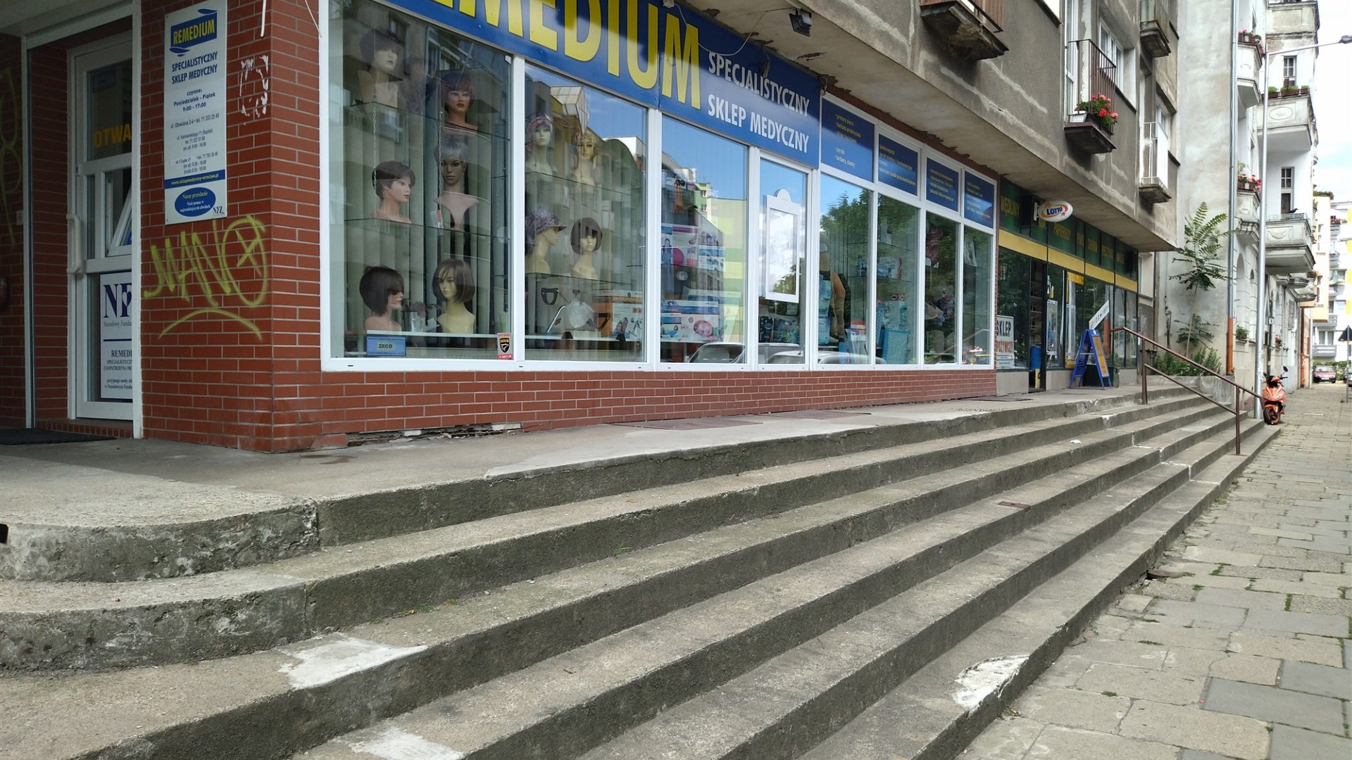 Lokal na sprzedaż