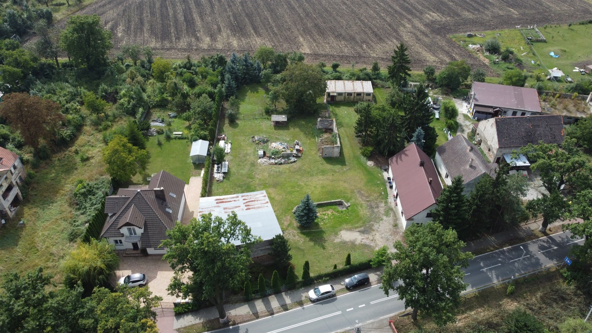 Działka na sprzedaż